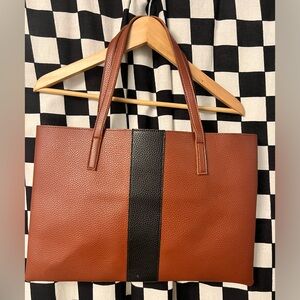 VINCE CAMUTO HANDBAG LUCK TOTE